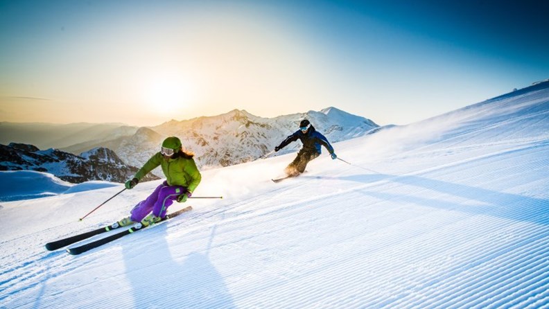 Skijacke oder Softshelljacke – Welche Bekleidung passt zum Skiurlaub? - oberallgaeu.info