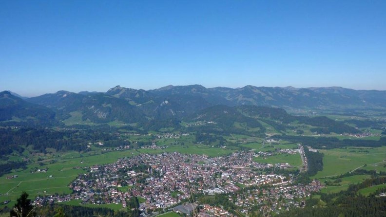 Anreise in die Berge: Sommerurlaub im Allgäu - oberallgaeu.info