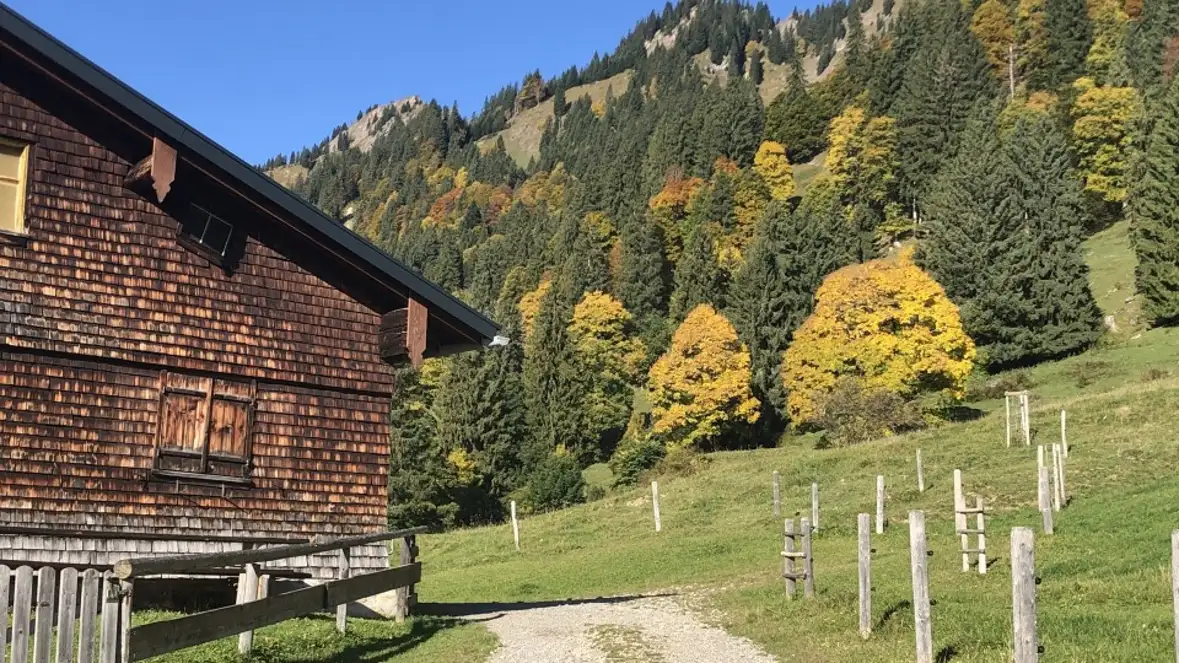 Hütte in den Bergen