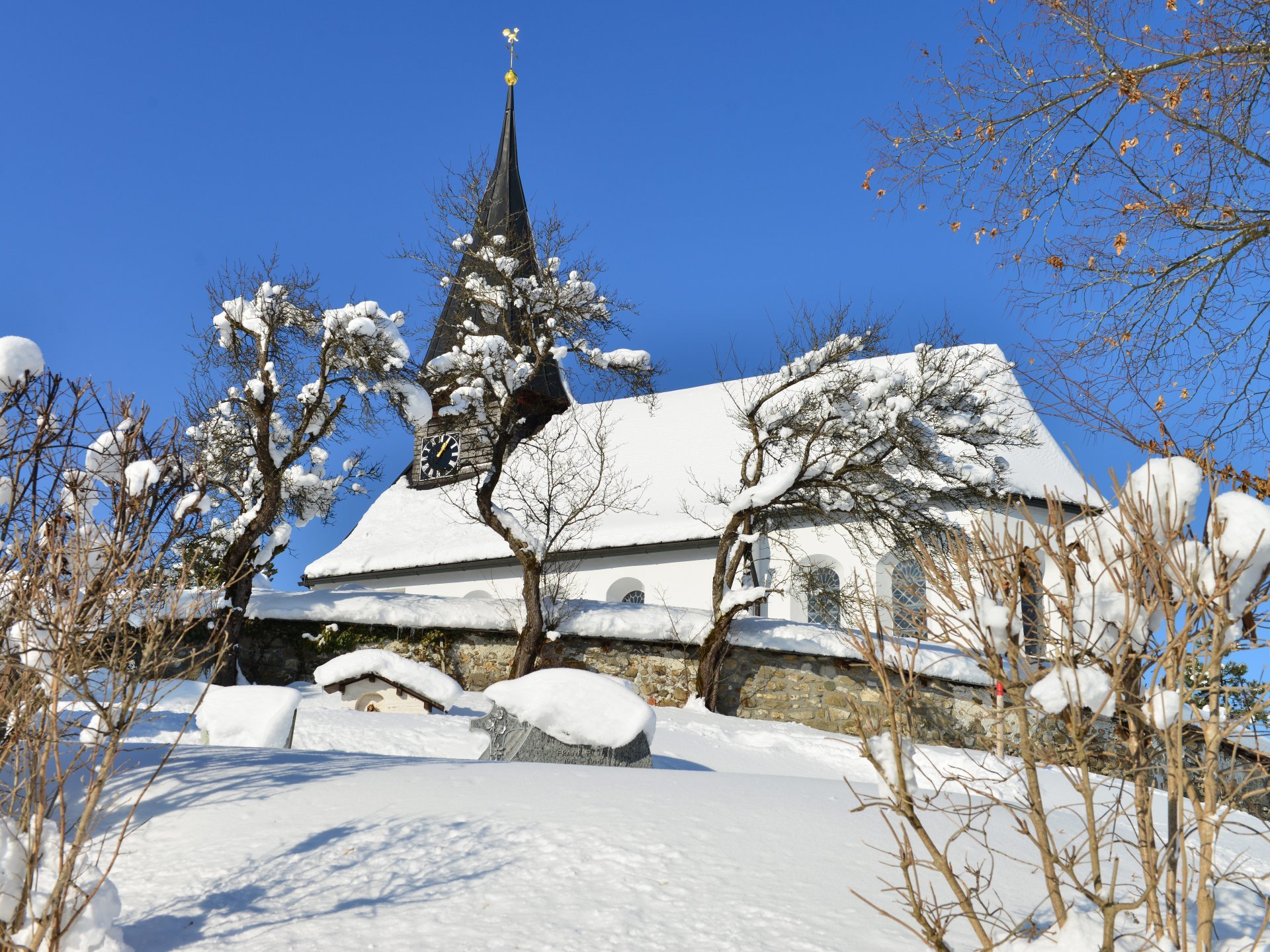 Kirche Obermaiselstein Winter