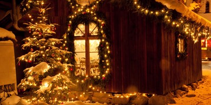 Hotels und Ferienwohnungen im Oberallgäu - Wetter: bei jedem Wetter - Oberallgäu - Weihnachtsmarkt in Bad Hindelang im Allgäu - Bad Hindelanger Weihnachtsmarkt 2024