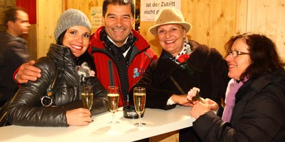 Hotels und Ferienwohnungen im Oberallgäu - Springerparty im Rahmen des Oberstdorfer Winterfestes - Springerparty im Rahmen der Vierschanzentournee 2023 / 2024
