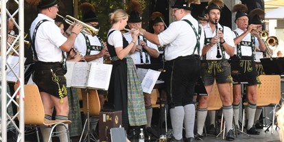 Hotels und Ferienwohnungen im Oberallgäu - Kategorien: Open-Air - Bayern - Dorfabend in Burgberg - Burgberg lädt ein zum Dorfabend