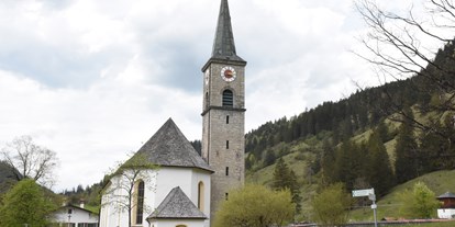 Hotels und Ferienwohnungen im Oberallgäu - Bad Hindelang - Dorffest im Bergsteigerdorf Hinterstein - Dorffest 2024 im Bergsteigerdorf Hinterstein