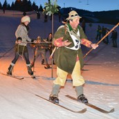 Unterkunft im Allgäu - Historisches Skifahren in Fischen im Allgäu - Historisches Skirennen 2023 am Stinesser in Fischen