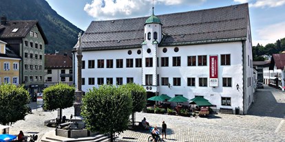 Hotels und Ferienwohnungen im Oberallgäu - Klassik im Schloss Immenstadt präsentiert Kammermusikabend mit Alexander und Andrej Jussow - Kammermusikabend im Schloss Immenstadt