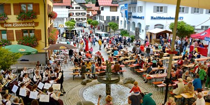 Hotels und Ferienwohnungen im Oberallgäu - Parken & Anreise: Busparkplatz - Bayern - Bad Hindelanger Marktfest - Marktfest 2024 in Bad Hindelang