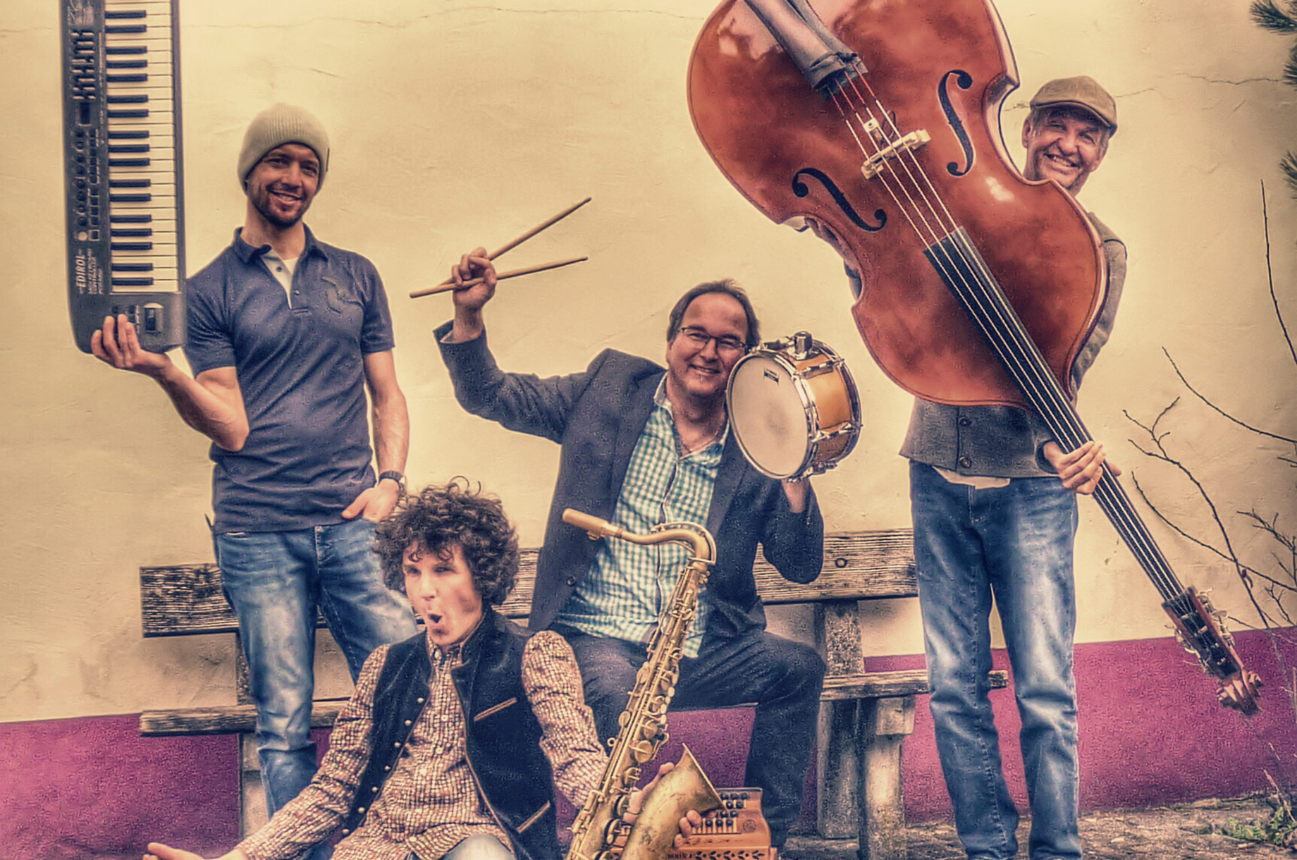 Hotels und Ferienwohnungen im Oberallgäu - Jazzfrühling mit 4Bitte auf dem Nebelhorn - Jazz am 1. Mai mit 4Bitte auf dem Nebelhorn