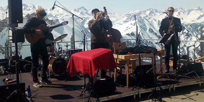 Hotels und Ferienwohnungen im Oberallgäu - Kategorien: Musik - Kerberbrothers Alpenfusion auf dem Nebelhorn - Kerberbrothers Alpenfusion auf dem Nebelhorn