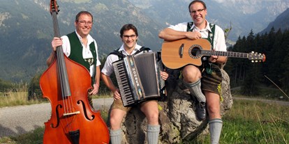 Hotels und Ferienwohnungen im Oberallgäu - PLZ 87541 (Deutschland) - Musik am Horn mit den Alpenspitzbübe - Musik am Horn 2024 mit den Alpenspitzbübe