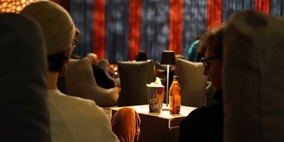 Hotels und Ferienwohnungen im Oberallgäu - Wetter: bei jedem Wetter - Oberstaufener Pop-up-Kino in den Osterferien - Oberstaufener Pop-up-Kino in den Osterferien 2024