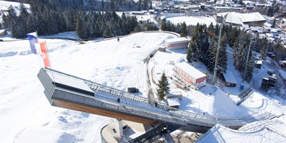 Hotels und Ferienwohnungen im Oberallgäu - Allgäu - Skispringen - Auftakt zur Vierschanzentournee in Oberstdorf im Oberallgäu - Vierschanzentournee 2024 / 2025 - Auftakt in Oberstdorf 