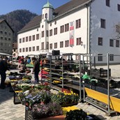 Unterkunft im Allgäu - Wochenmarkt in Immenstadt auf dem Marienplatz - Wochenmarkt in Immenstadt