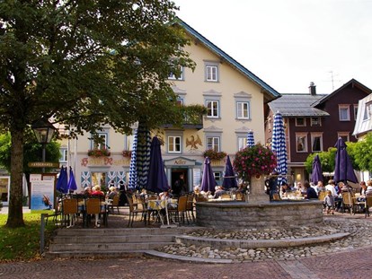 Hotels und Ferienwohnungen im Oberallgäu - Betriebsart | Angebot: Gastgarten - Adler - Hotel und Restaurant in Oberstaufen im Oberallgäu - Restaurant im Adler in Oberstaufen im Allgäu