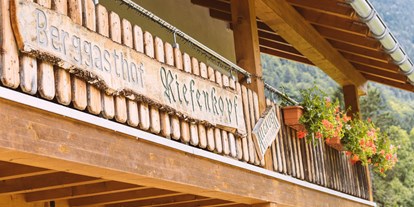 Hotels und Ferienwohnungen im Oberallgäu - Zahlung: Bar - Oberstdorf - Berggasthof - Restaurant Riefenkopf bei Oberstdorf im Allgäu - Berggasthof Riefenkopf im Trettachtal bei Oberstdorf