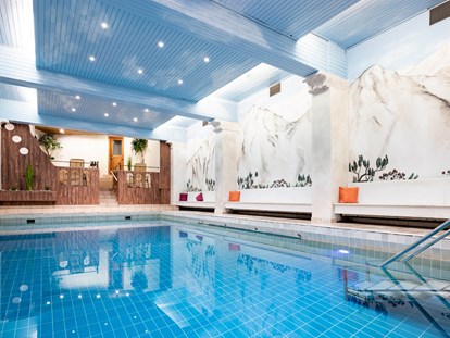 Hotels und Ferienwohnungen im Oberallgäu - Ausstattung: Sauna - Österreich - Schwimmbad - Hotel Erlebach - 4* Wellnesshotel im Kleinwalsertal