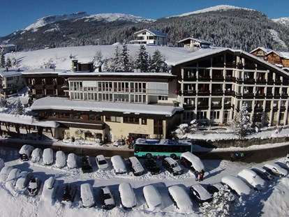 Hotels und Ferienwohnungen im Oberallgäu - Reisegrund: Skiurlaub - Riezlern - Herzlich Willkommen im Hotel Erlebach - Hotel Erlebach - 4* Wellnesshotel im Kleinwalsertal