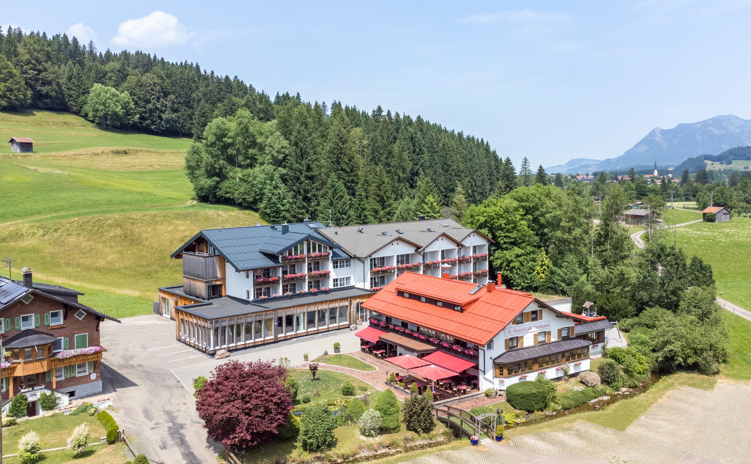 Hotels und Ferienwohnungen im Oberallgäu: Hotel Frohsinn im Sommer  - Wohlfühlhotel Frohsinn in Fischen im Allgäu