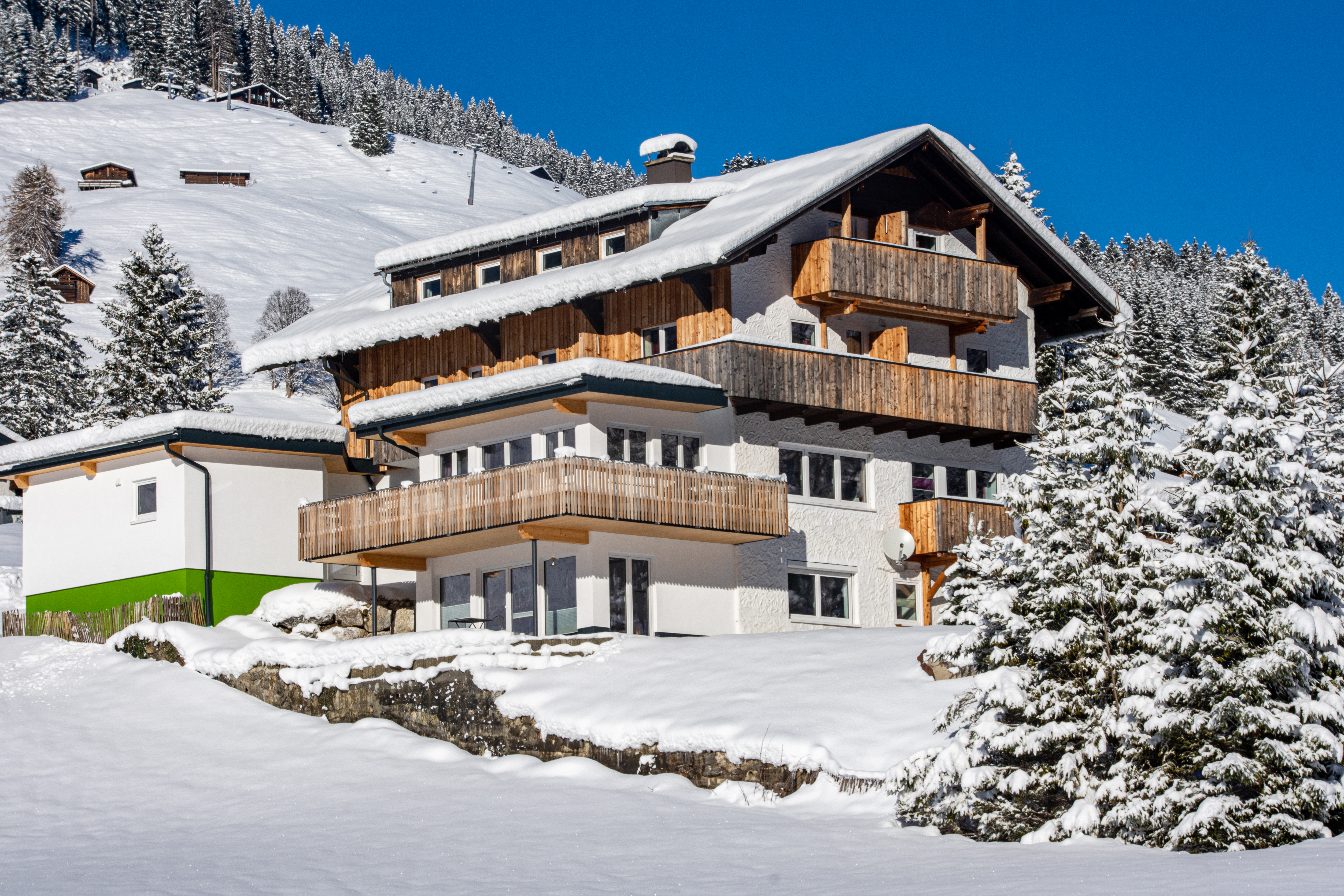 Hotels und Ferienwohnungen im Oberallgäu: Außenaufnahme im Winter | DAS KLEEMANNs - DAS KLEEMANNs - Urlaub erfrischend anders