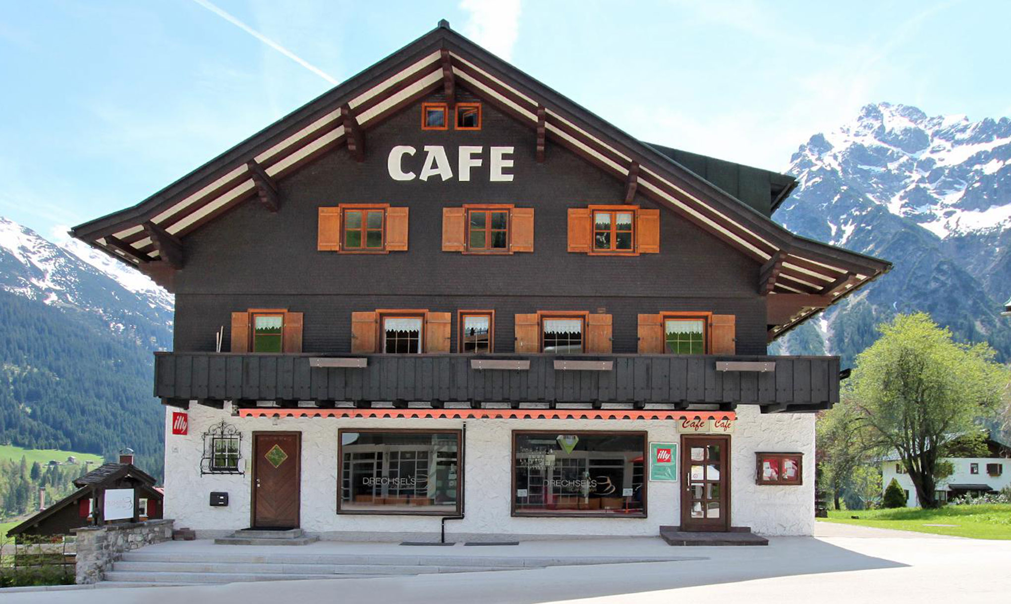 Hotels und Ferienwohnungen im Oberallgäu: Das Dorfhuus - Ferienwohnung in Mittelberg im Kleinwalsertal - Das Dorfhuus - Ferienwohnung im Kleinwalsertal