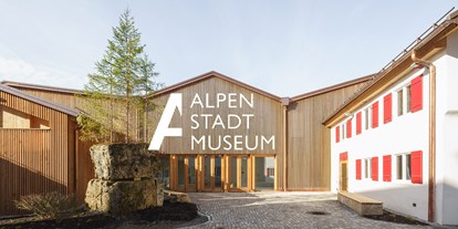 Hotels und Ferienwohnungen im Oberallgäu - Parken & Anreise: Anreise mit ÖPNV möglich - AlpenStadtMuseum Sonthofen im Allgäu