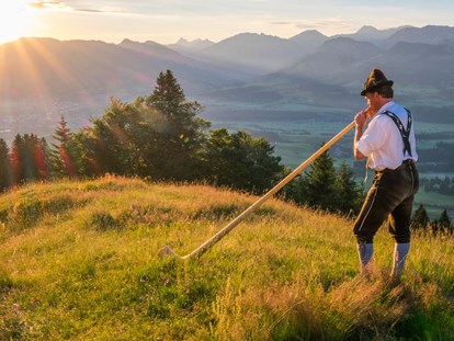 Hotels und Ferienwohnungen im Oberallgäu - Kategorien: Online buchbar - Oberallgäu - Alphornkurse für Anfänger und Fortgeschrittene im Allgäu - Alphornkurse für Anfänger bis Fortgeschrittene im Allgäu