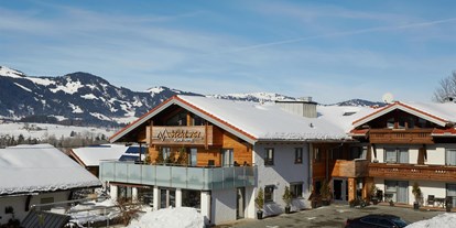 Hotels und Ferienwohnungen im Oberallgäu - Parken & Anreise: E-Ladestation - Bayern - Alpin Hotel  bichl 761 im Winterkleid - Alpin Hotel bichl 761