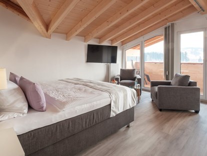 Hotels und Ferienwohnungen im Oberallgäu - Reisegrund: Geschäftsreise - Fischen im Allgäu - 765-14 Dachzimmer Superior - Alpin Hotel bichl 761