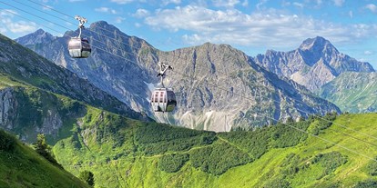 Hotels und Ferienwohnungen im Oberallgäu - Kategorien: Action & Spaß - Vorarlberg - Kanzelwandbahn in Riezlern im Kleinwalsertal  - Die Kanzelwandbahn - grenzenloses Wander- und Bergerlebnis