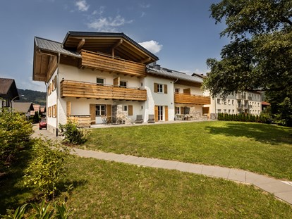 Hotels und Ferienwohnungen im Oberallgäu - Ausstattung Ferienwohnungen / Zimmer: Balkon - Oberallgäu - Alpin Supreme 5-Sterne Ferienwohnungen in Oberstdorf