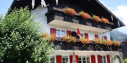 Hotels und Ferienwohnungen im Oberallgäu - Freizeit: Sauna - Allgäu - Gästehaus Alpin - Ferienwohnungen in Oberstdorf im Allgäu - Gästehaus Alpin - 4-Sterne Ferienwohnungen im Allgäu