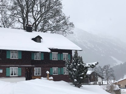 Hotels und Ferienwohnungen im Oberallgäu - Freizeit: Skifahren - Österreich - Ferienwohnungen Berg und Tal im Kleinwalsertal - Berg und Tal - Ihre Ferienappartements im Kleinwasertal