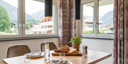 Hotels und Ferienwohnungen im Oberallgäu - Freizeit: Skifahren - Allgäu - Dorf Suites - Ferienwohnungen in Oberstdorf im Allgäu - Dorf Suites - natürlich mit Stil