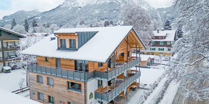 Hotels und Ferienwohnungen im Oberallgäu - Freizeit: Skifahren - Oberstdorf - Die Dorf Suites im Winterkleid - Dorf Suites - natürlich mit Stil