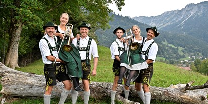 Hotels und Ferienwohnungen im Oberallgäu - Kategorien: Musik - Bayern - Pfingstkonzert der Musikkapelle Oberstdorf - Pfingstkonzert 2024 der Musikkapelle Oberstdorf