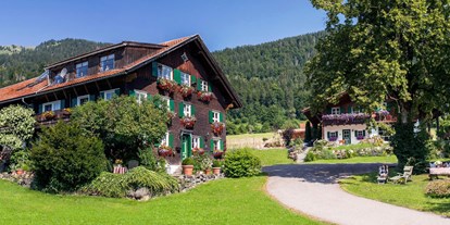 Hotels und Ferienwohnungen im Oberallgäu - Freizeit: Massage - Blaichach - Landhaus Waibelhof - Gunzesried im Allgäu - Landhaus Waibelhof - Gunzesried im Allgäu