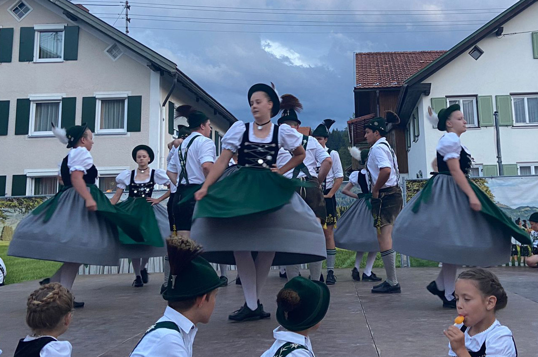 Hotels und Ferienwohnungen im Oberallgäu - Traditioneller Brauchtumsabend in Wertach im Allgäu - Traditioneller Brauchtumsabend in Wertach im Allgäu