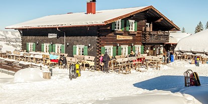 Hotels und Ferienwohnungen im Oberallgäu - Kategorien: Winterrodelbahn - Oberallgäu - Alpsee Bergwelt mit Alpsee Coaster im Winter - Alpsee Bergwelt mit Alpsee Coaster im Winter