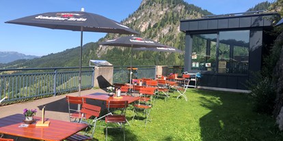 Hotels und Ferienwohnungen im Oberallgäu - Parken & Anreise: kostenlose Parkplätze - Bayern - Kanzel Kiosk und Aussichtspunkt am Jochpass Oberjoch

 - Kanzel Kiosk und Aussichtspunkt am Jochpass Oberjoch