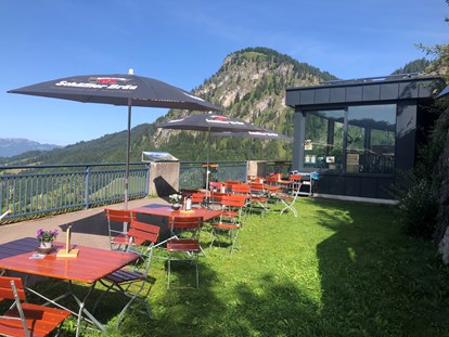 Hotels und Ferienwohnungen im Oberallgäu - Parken & Anreise: kostenlose Parkplätze - Kanzel Kiosk und Aussichtspunkt am Jochpass Oberjoch

 - Kanzel Kiosk und Aussichtspunkt am Jochpass Oberjoch