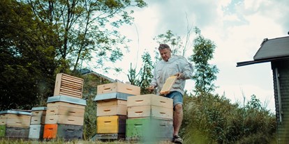 Hotels und Ferienwohnungen im Oberallgäu - Kategorien: Freizeitpark - Blaichach - Der Bienenkorb - Schauimkerei mit Bienenerlebnispfad - Der Bienenkorb - Schauimkerei, Bienenerlebnispfad mit Führungen