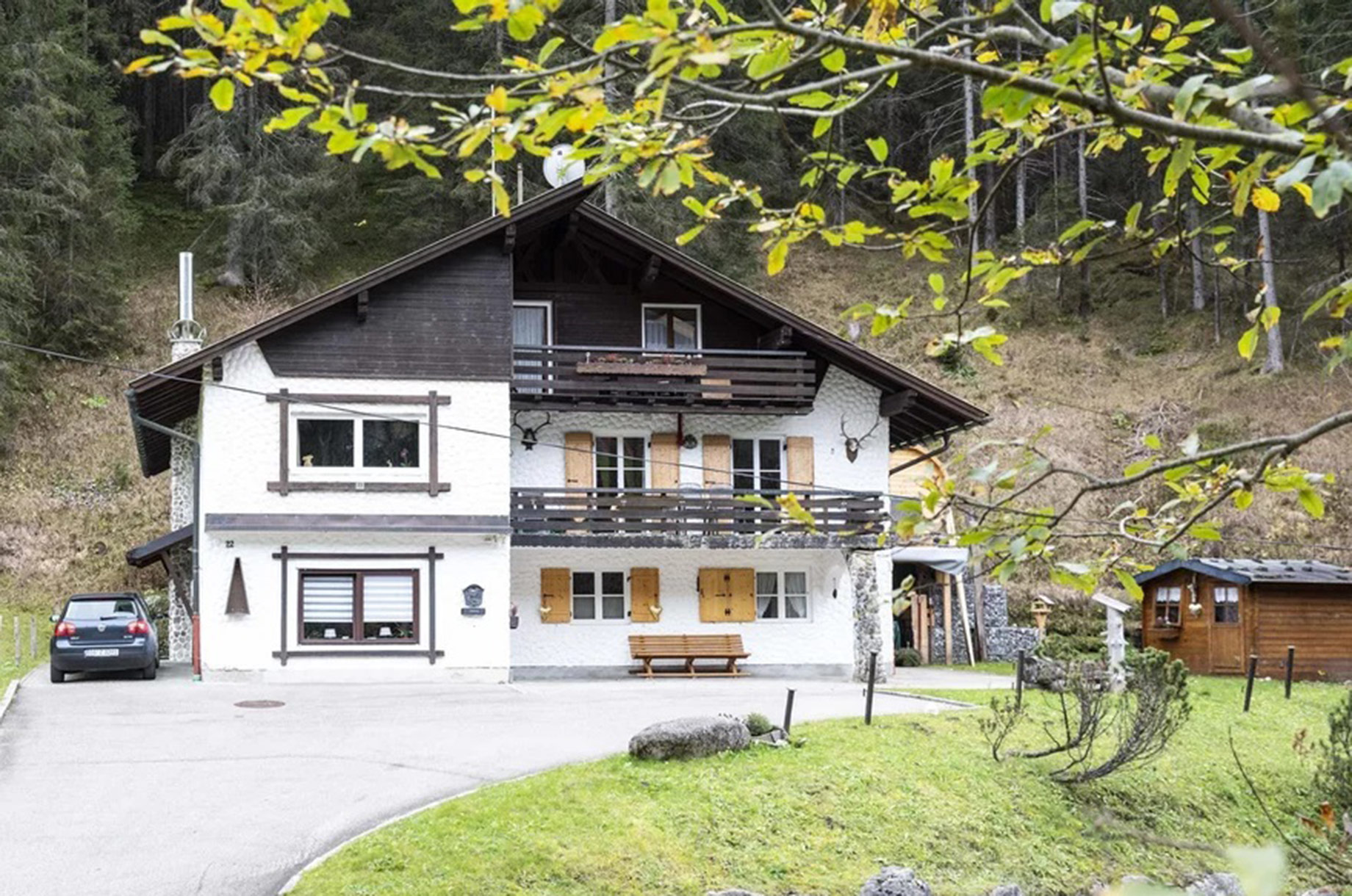 Hotels und Ferienwohnungen im Oberallgäu: Ferienwohnungen am Zwölfer in Mittelberg / Kleinwalsertal - Ferienwohnungen am Zwölfer in Mittelberg / Kleinwalsertal