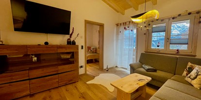 Hotels und Ferienwohnungen im Oberallgäu - Ausstattung: Sauna - Bayern - Apartment #4 Rotspitz für 2 bis 4 Personen: Wohnzimmer - Bäumers Retreat - Apartments in Bad Hindelang