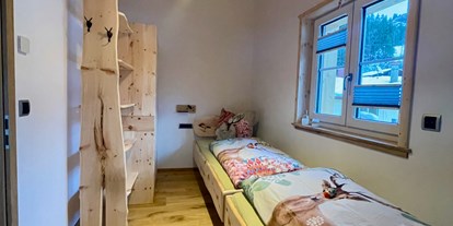 Hotels und Ferienwohnungen im Oberallgäu - Freizeit: Wandern - Deutschland - Apartment #4 Rotspitz für 2 bis 4 Personen: Schlafzimmer 2 - Bäumers Retreat - Apartments in Bad Hindelang