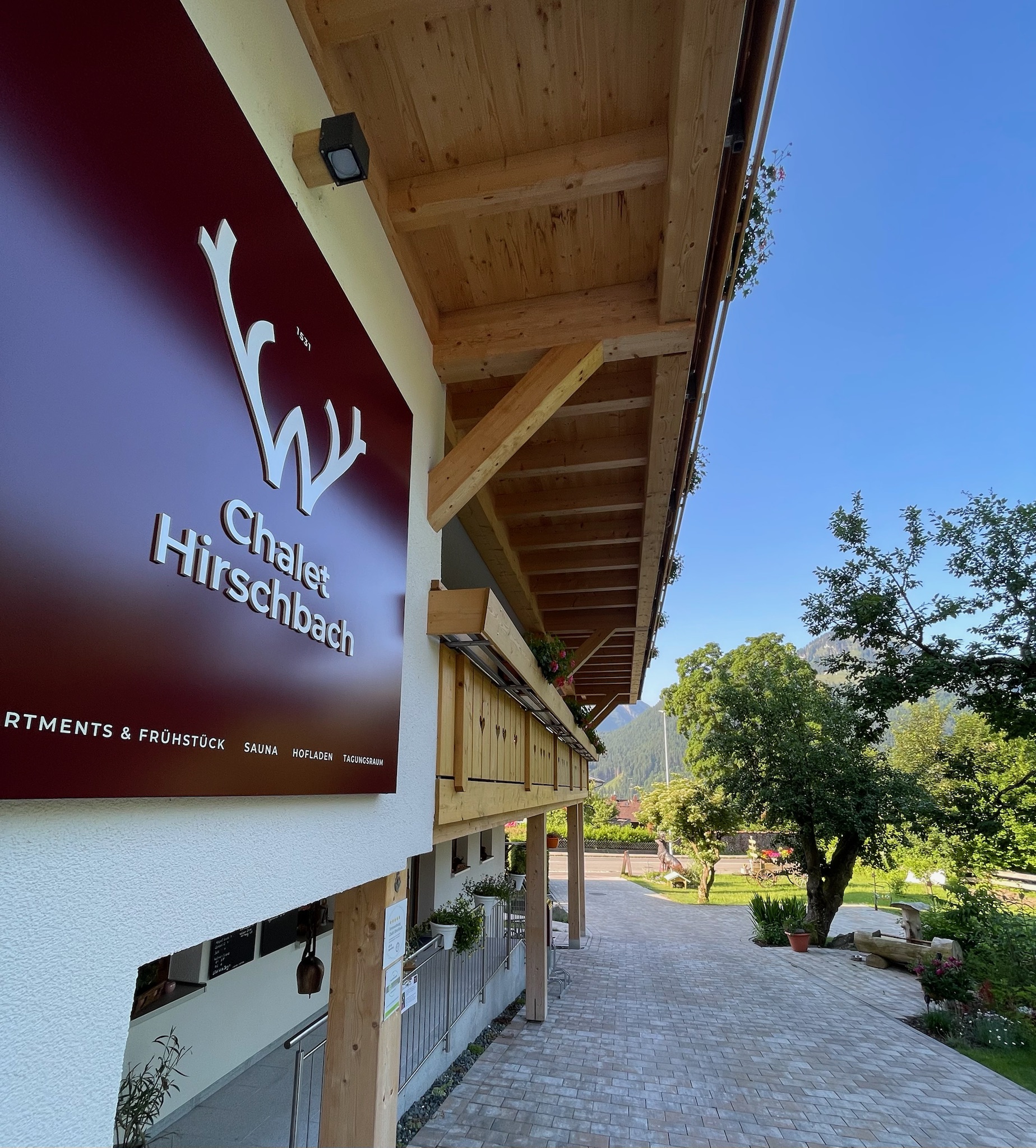 Hotels und Ferienwohnungen im Oberallgäu - Bad Hindelang Bad Hindelang - Ort - Zufahrt - Chalet Hirschbach - Bad Hindelang im Allgäu
