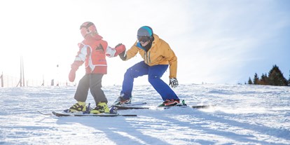 Hotels und Ferienwohnungen im Oberallgäu - Kinder & Familie: Kinder sind willkommen - Oberstaufen Oberstaufen - Ort - Ski- und Snowboardschule Oberstaufen im Allgäu - Ski- und Snowboardschule Oberstaufen im Allgäu