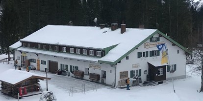 Hotels und Ferienwohnungen im Oberallgäu - Kinder & Familie: Kinder sind willkommen - Allgäu - Berggasthof Seealpe auf 1.280 Metern am Nebelhorn - Berggasthof Seealpe auf 1.280 Metern über Oberstdorf