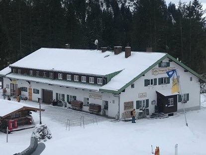 Hotels und Ferienwohnungen im Oberallgäu - PLZ 87561 (Deutschland) - Berggasthof Seealpe auf 1.280 Metern am Nebelhorn - Berggasthof Seealpe auf 1.280 Metern über Oberstdorf