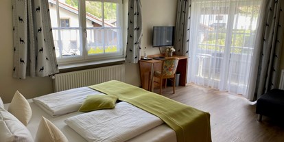 Hotels und Ferienwohnungen im Oberallgäu - Parken & Anreise: Fahrrad-Unterstellraum - Oberstaufen - Hotel Neudeck in Oberstaufen im Oberallgäu 