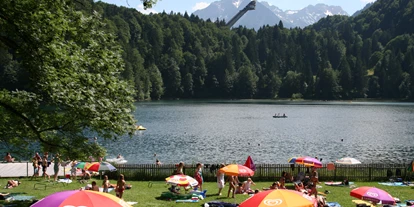 Hotels und Ferienwohnungen im Oberallgäu - Kategorien: Wanderparadies - Deutschland - Naturfreibad Freibergsee bei Oberstdorf - Naturfreibad Freibergsee mit Bootsverleih bei Oberstdorf